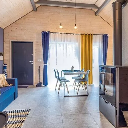 Comfortable Holiday Cottages, Jaros Awiec 야로수아비크