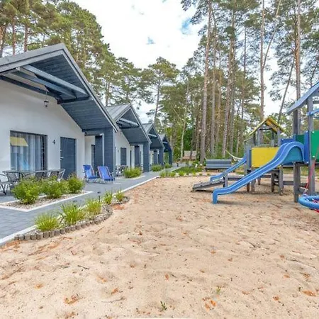 Comfortable Holiday Cottages, Jaros Awiec 펜션