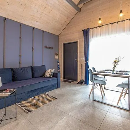 Comfortable Holiday Cottages, Jaros Awiec 야로수아비크